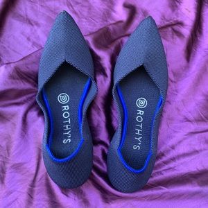 Shrunk Rothy’s Navy Pointed Shoes Sz 6 5 4?